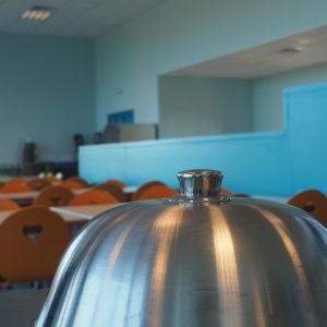 Repas sains au restaurant scolaire Les Chênes Rouges